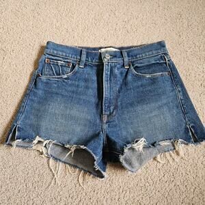 Abercrombie & Fitch High Rise Mom shorts 25/0